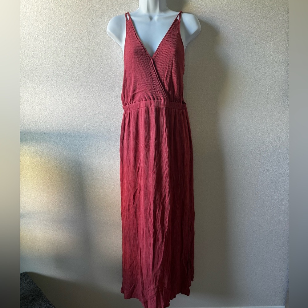 Lulu’s Coral Backless Strappy Maxi Dress
